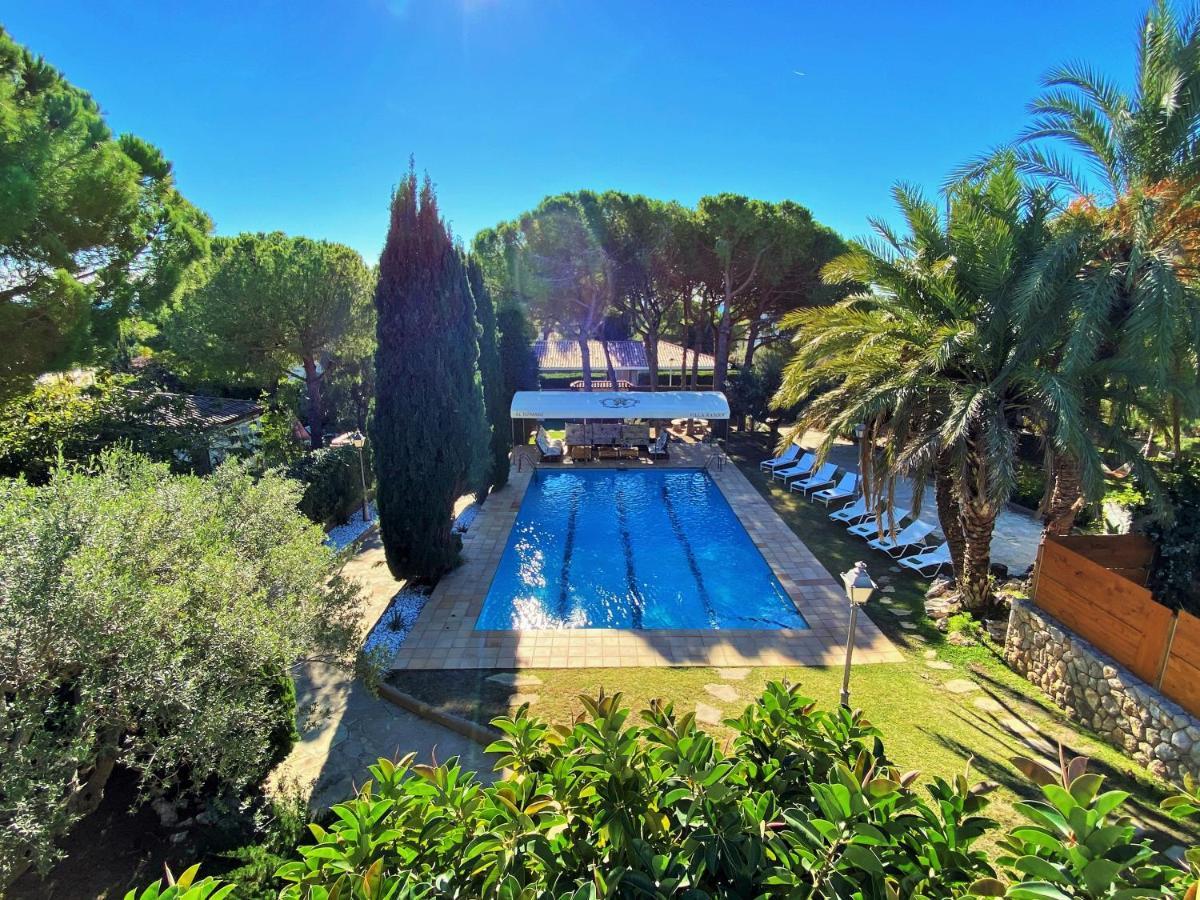 Villa Sitges El Ranch Amaizing Outdoor Areas Beaches At 5 Minutes Walk Sitges At 15 Min Drive Ac Pool Jacuzzi & Garden Xxl Calafell Luaran gambar