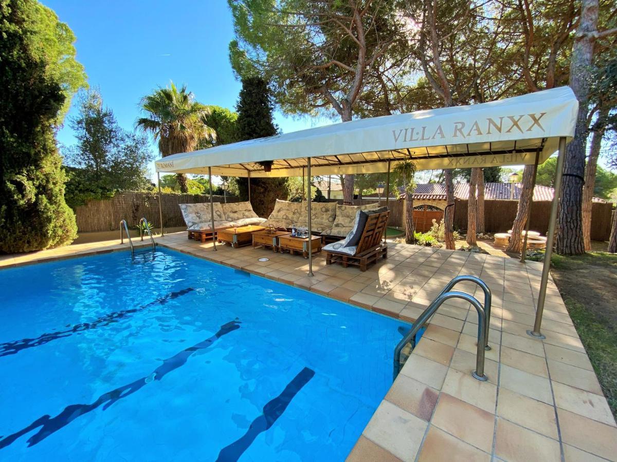 Villa Sitges El Ranch Amaizing Outdoor Areas Beaches At 5 Minutes Walk Sitges At 15 Min Drive Ac Pool Jacuzzi & Garden Xxl Calafell Luaran gambar