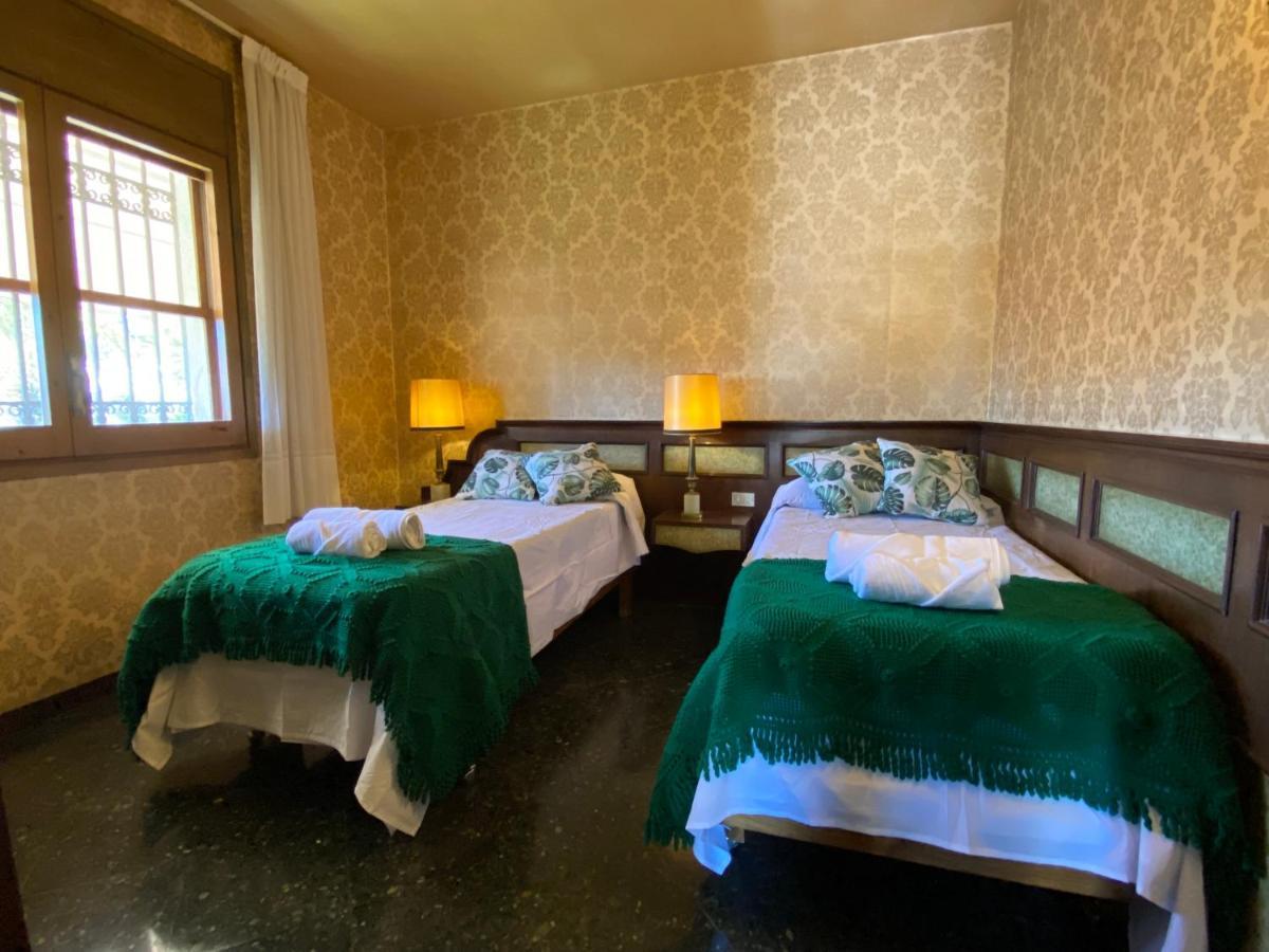 Villa Sitges El Ranch Amaizing Outdoor Areas Beaches At 5 Minutes Walk Sitges At 15 Min Drive Ac Pool Jacuzzi & Garden Xxl Calafell Luaran gambar