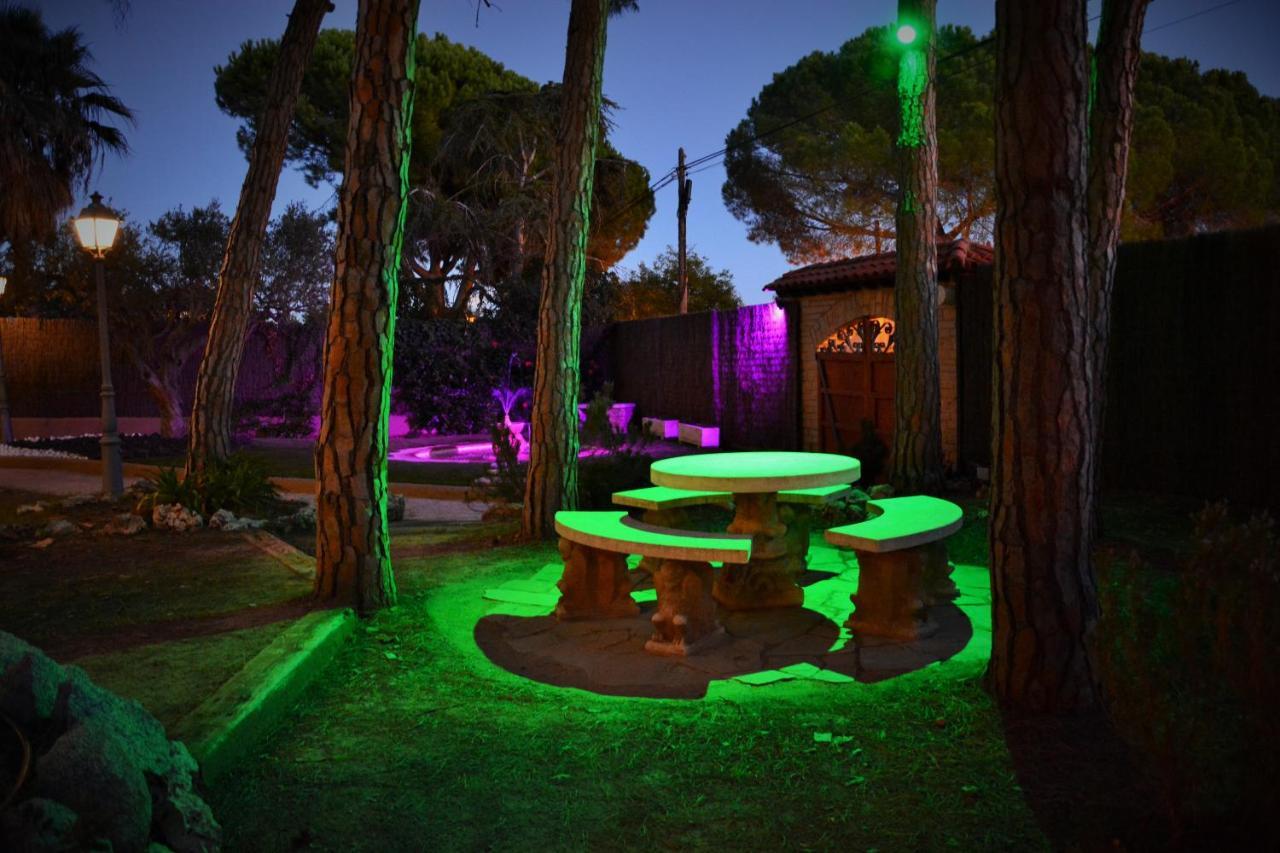 Villa Sitges El Ranch Amaizing Outdoor Areas Beaches At 5 Minutes Walk Sitges At 15 Min Drive Ac Pool Jacuzzi & Garden Xxl Calafell Luaran gambar