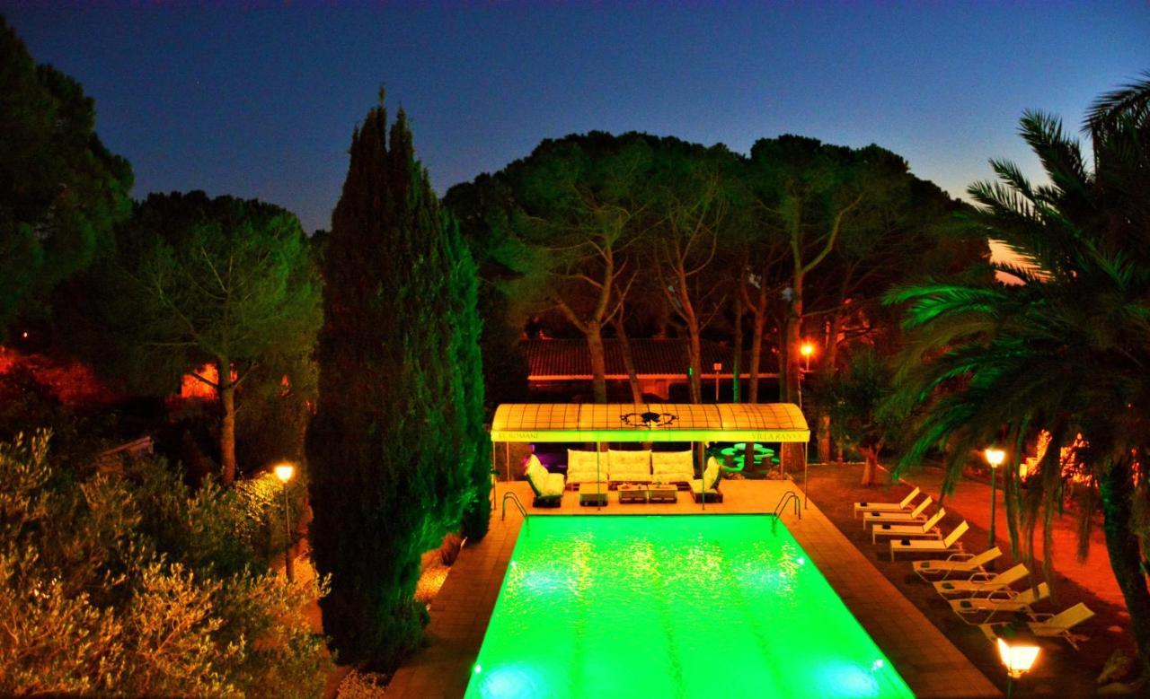Villa Sitges El Ranch Amaizing Outdoor Areas Beaches At 5 Minutes Walk Sitges At 15 Min Drive Ac Pool Jacuzzi & Garden Xxl Calafell Luaran gambar