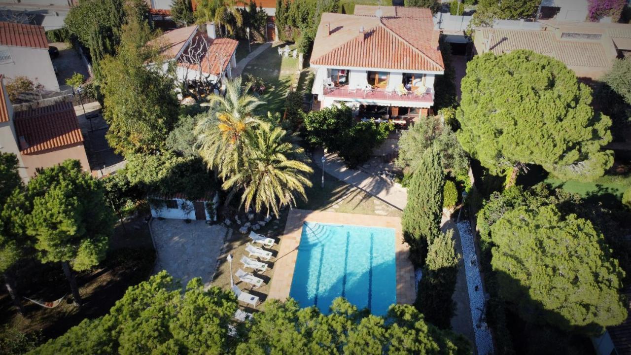 Villa Sitges El Ranch Amaizing Outdoor Areas Beaches At 5 Minutes Walk Sitges At 15 Min Drive Ac Pool Jacuzzi & Garden Xxl Calafell Luaran gambar