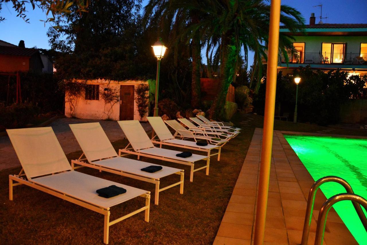Villa Sitges El Ranch Amaizing Outdoor Areas Beaches At 5 Minutes Walk Sitges At 15 Min Drive Ac Pool Jacuzzi & Garden Xxl Calafell Luaran gambar